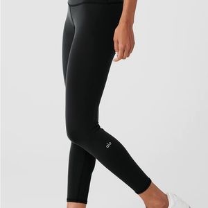 ALO Yoga 7/8 High-Waist Airlift Legging